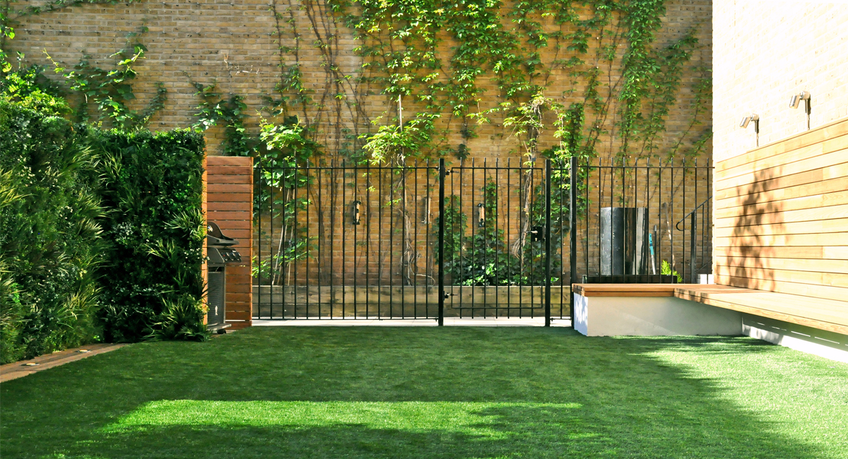 ARTIFICIAL GREEN WALL and cedar bench LONDON 
